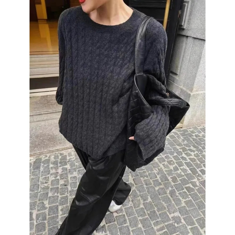 Soft and glutinous 100% wool knitted sweater for women, loose and casual round-neck solid-color pullovers