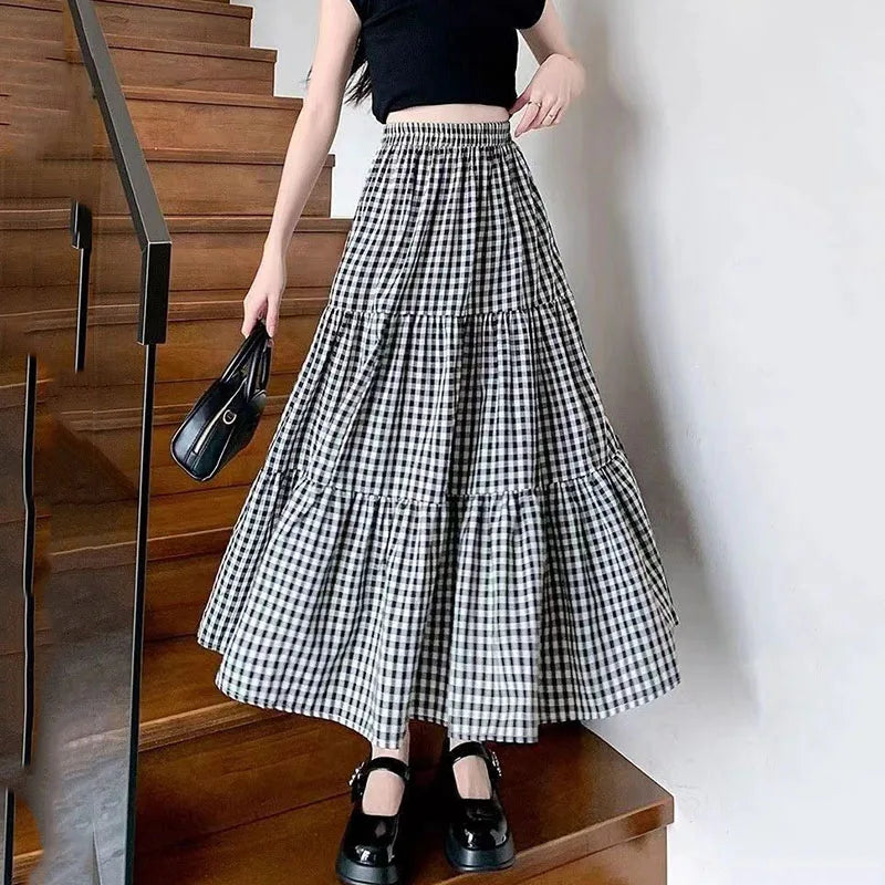 Summer Black White Plaid Skirts Women Korean Temperament Fashion Long Skirt Ladies Casual High Waist Fold Student A-Line Skirts